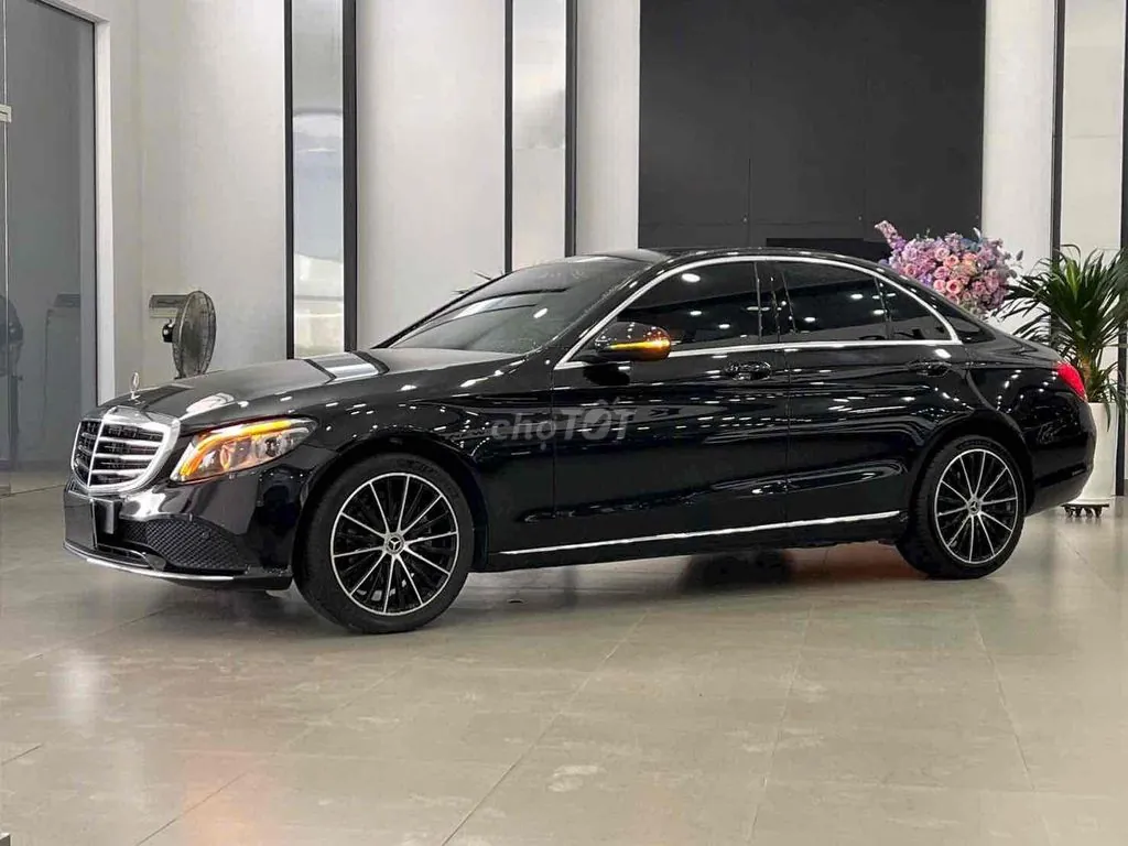 Mercedes-Benz C-Class 2021 photo 3