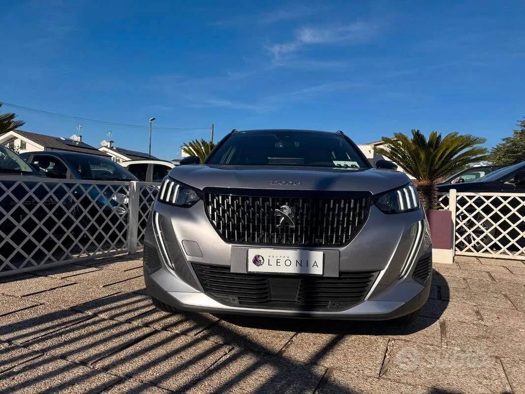 Peugeot 2008 2023 photo 2