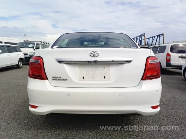 Toyota Corolla Axio 2018 photo 4