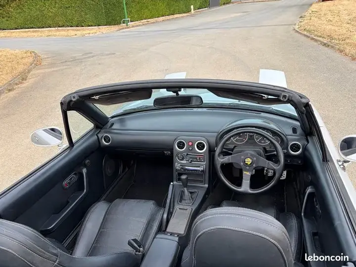 Mazda Mx-5 1990 photo 2