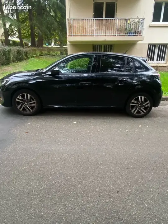 Peugeot 208 2020 photo 5