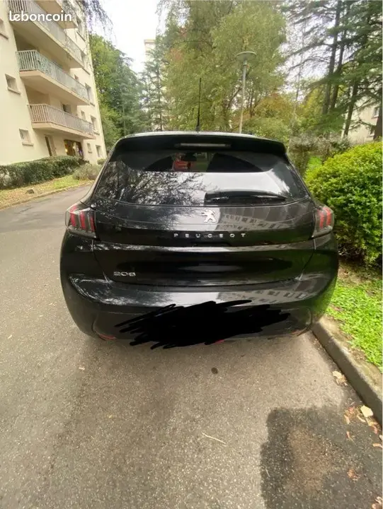 Peugeot 208 2020 photo 3