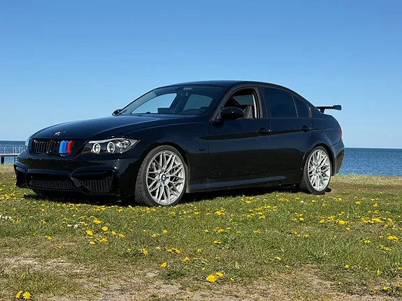 BMW 318I