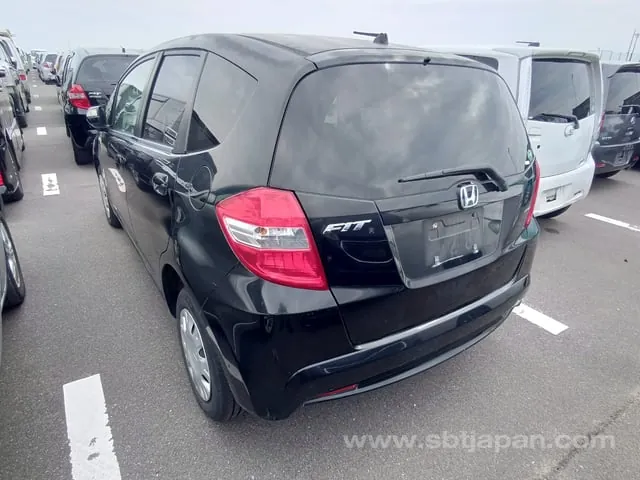 Honda Fit G 2012 photo 3