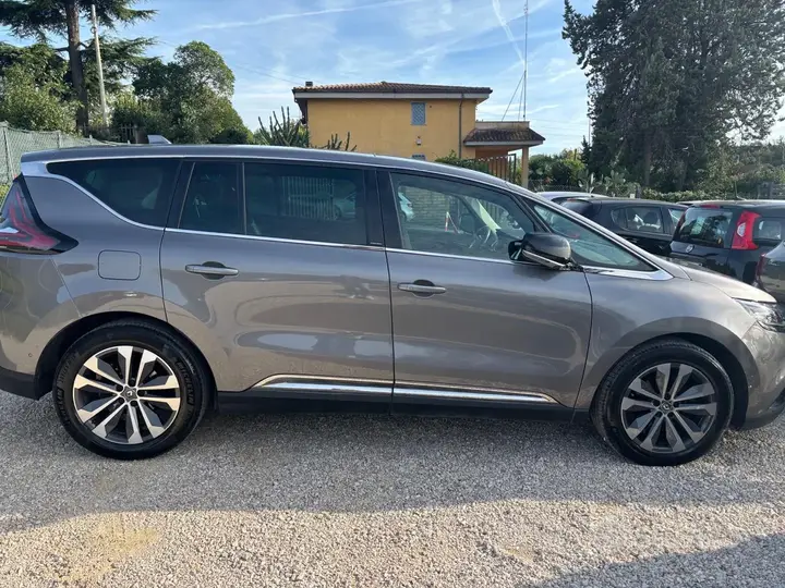 Renault Espace 2021 photo 2