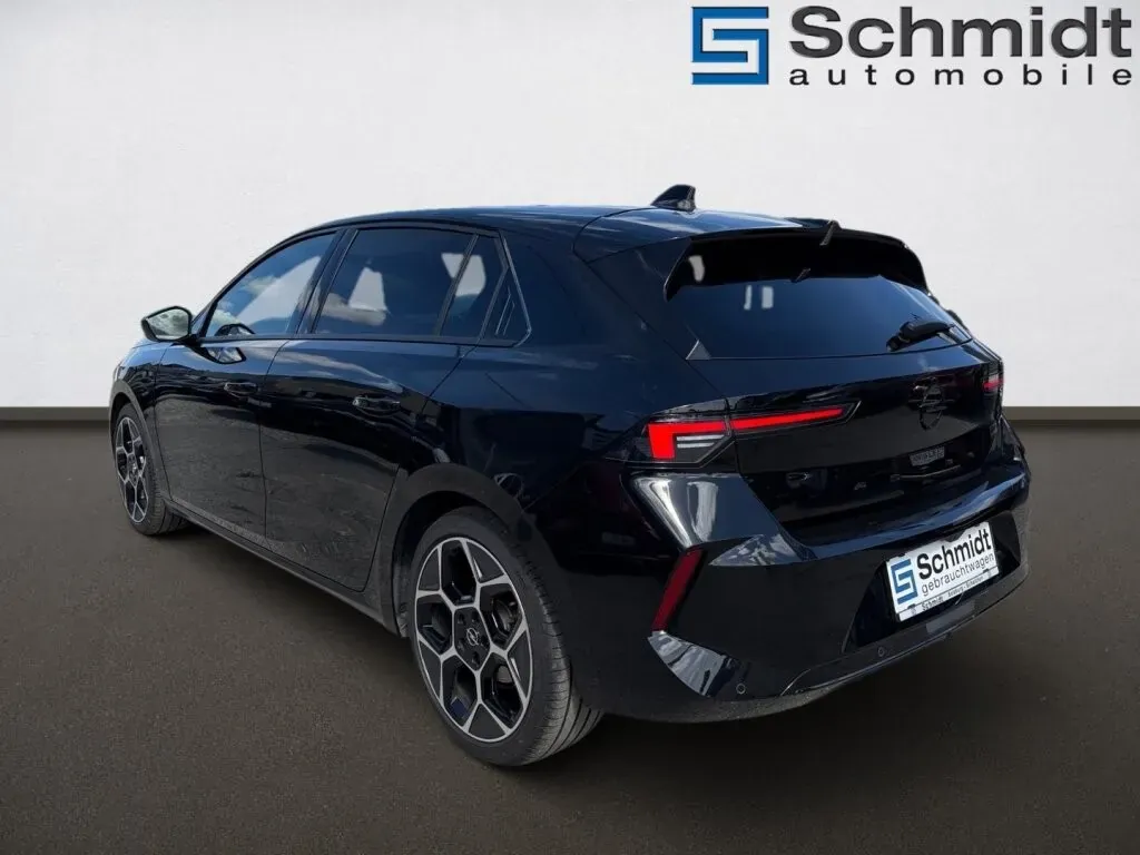 Opel Astra 2024 photo 3