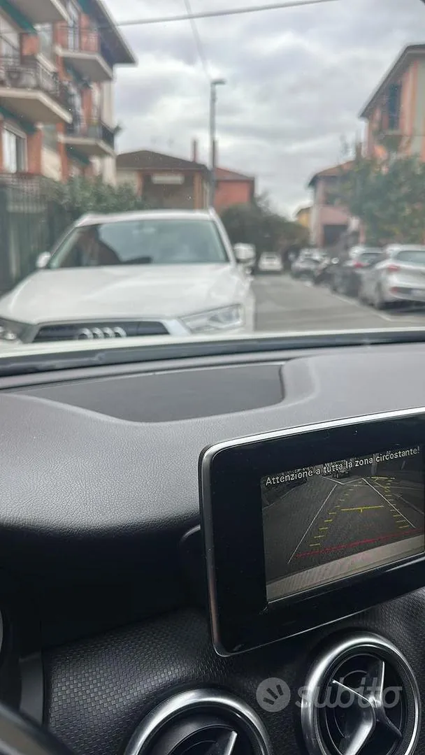 Mercedes-Benz A180 2013 photo 4