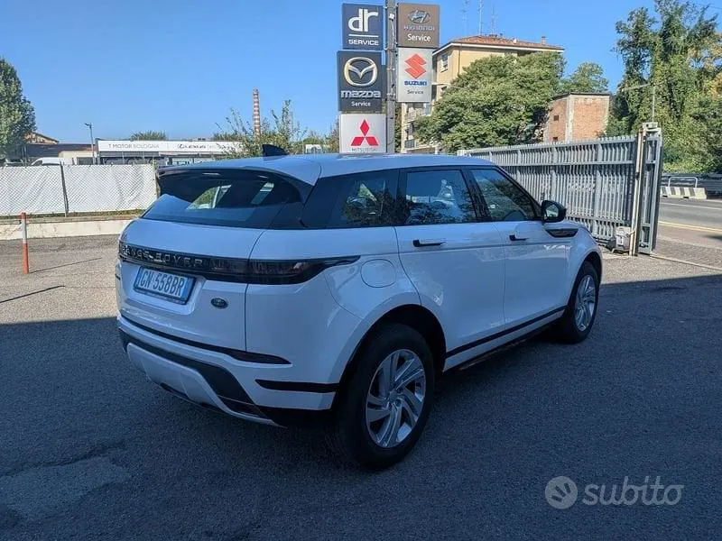 Land Rover Range Rover Evoque 2023 photo 4
