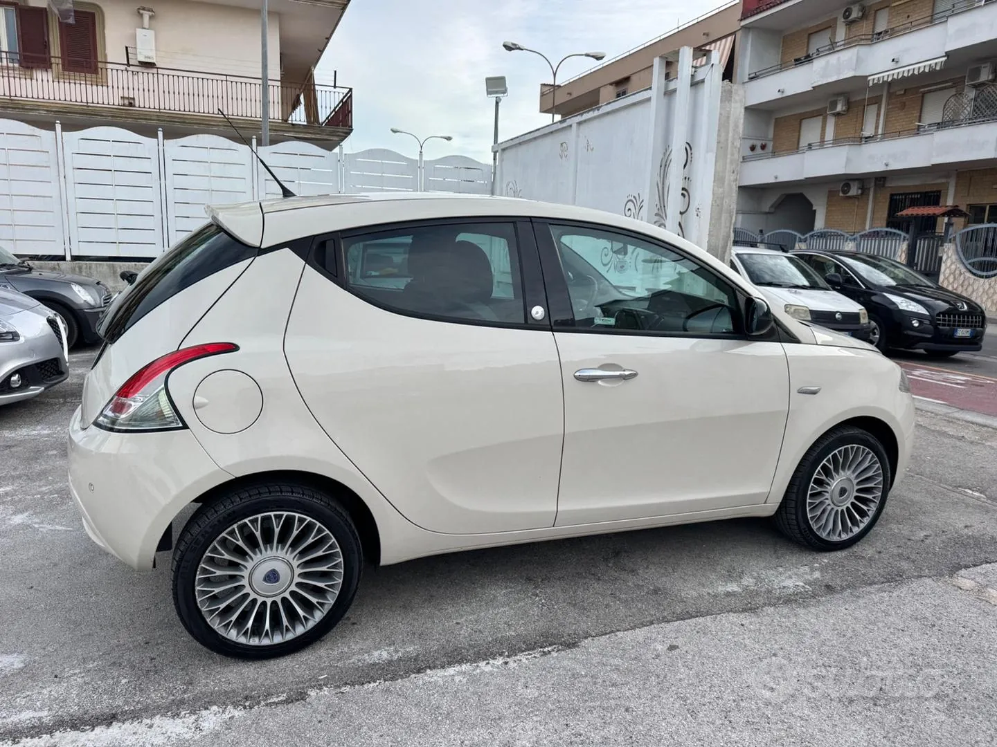 Lancia Ypsilon 2017 photo 4
