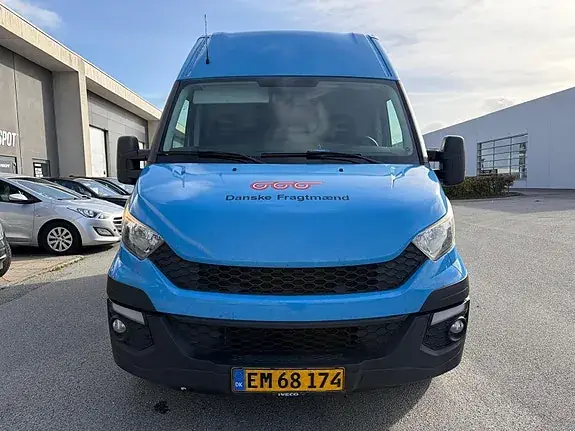 Iveco Daily 2015 photo 2
