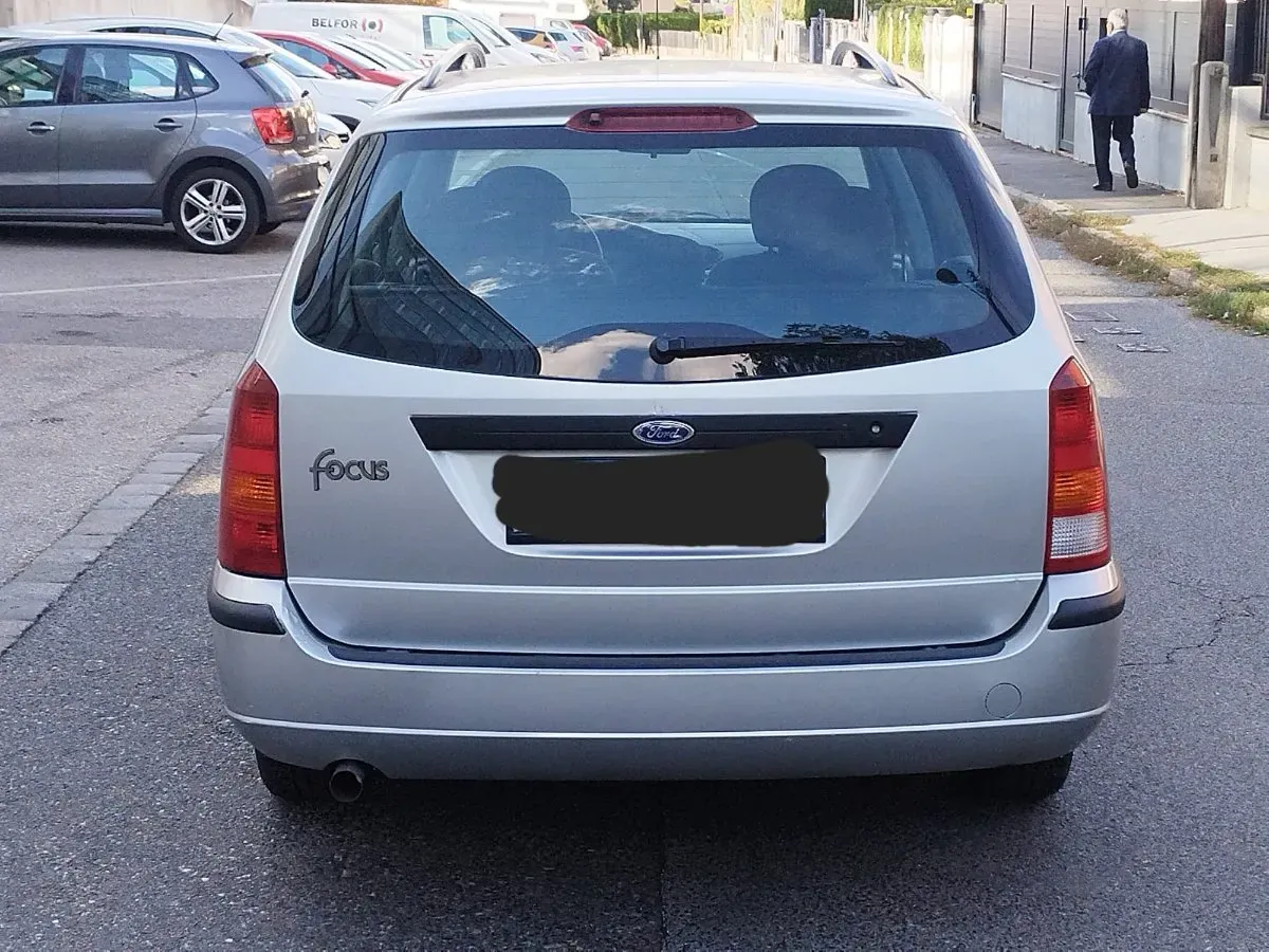 Ford Focus 2003 photo 3