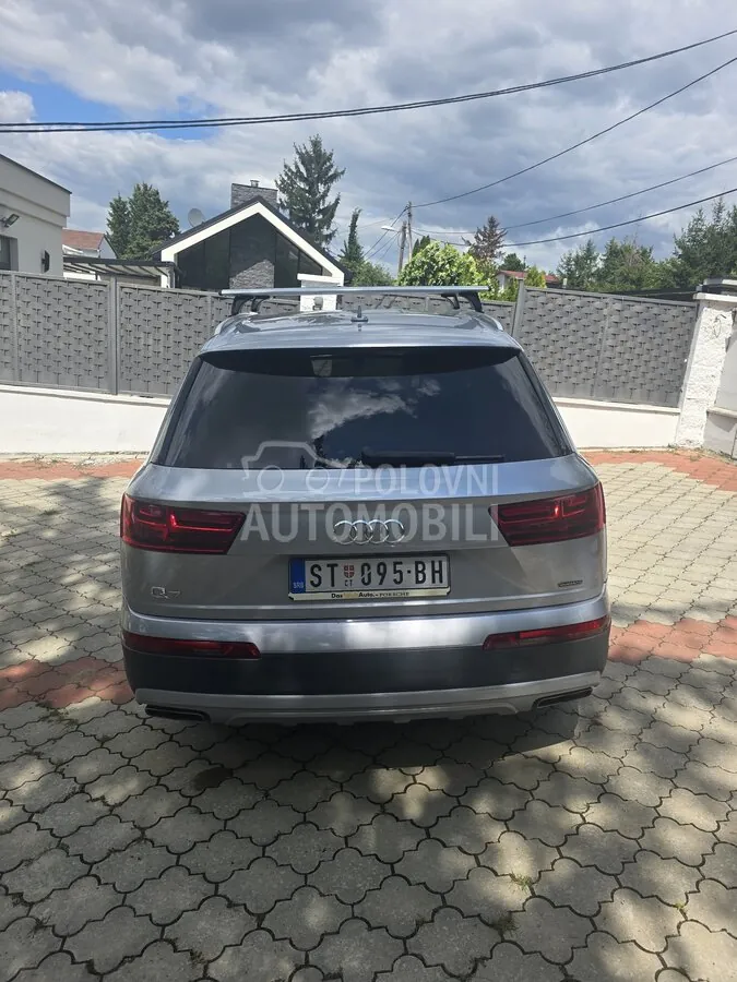Audi Q7 2018 photo 5