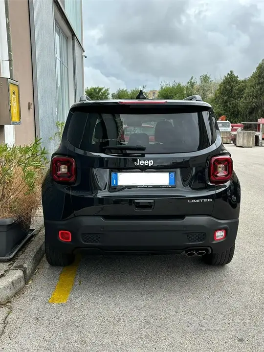 Jeep Renegade 2022 photo 4