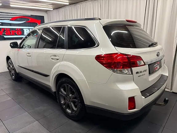 Subaru Outback 2014 photo 4