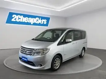 Nissan Serena 2015 photo 2