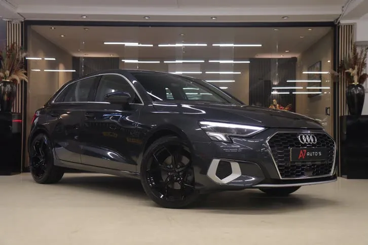 Audi A3 2021 photo 3