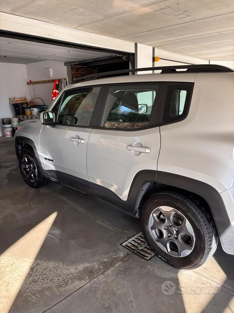 Jeep Renegade 2017 photo 5