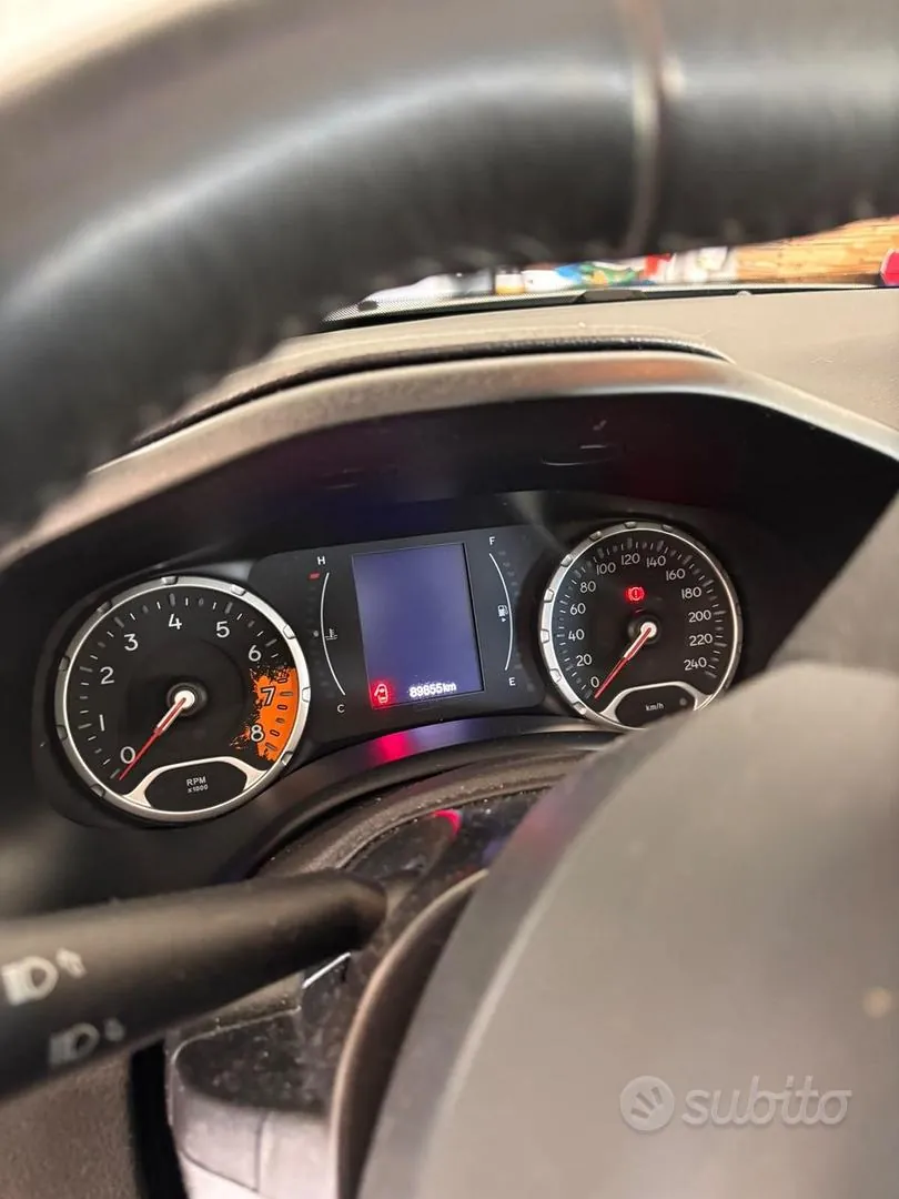 Jeep Renegade 2017 photo 3