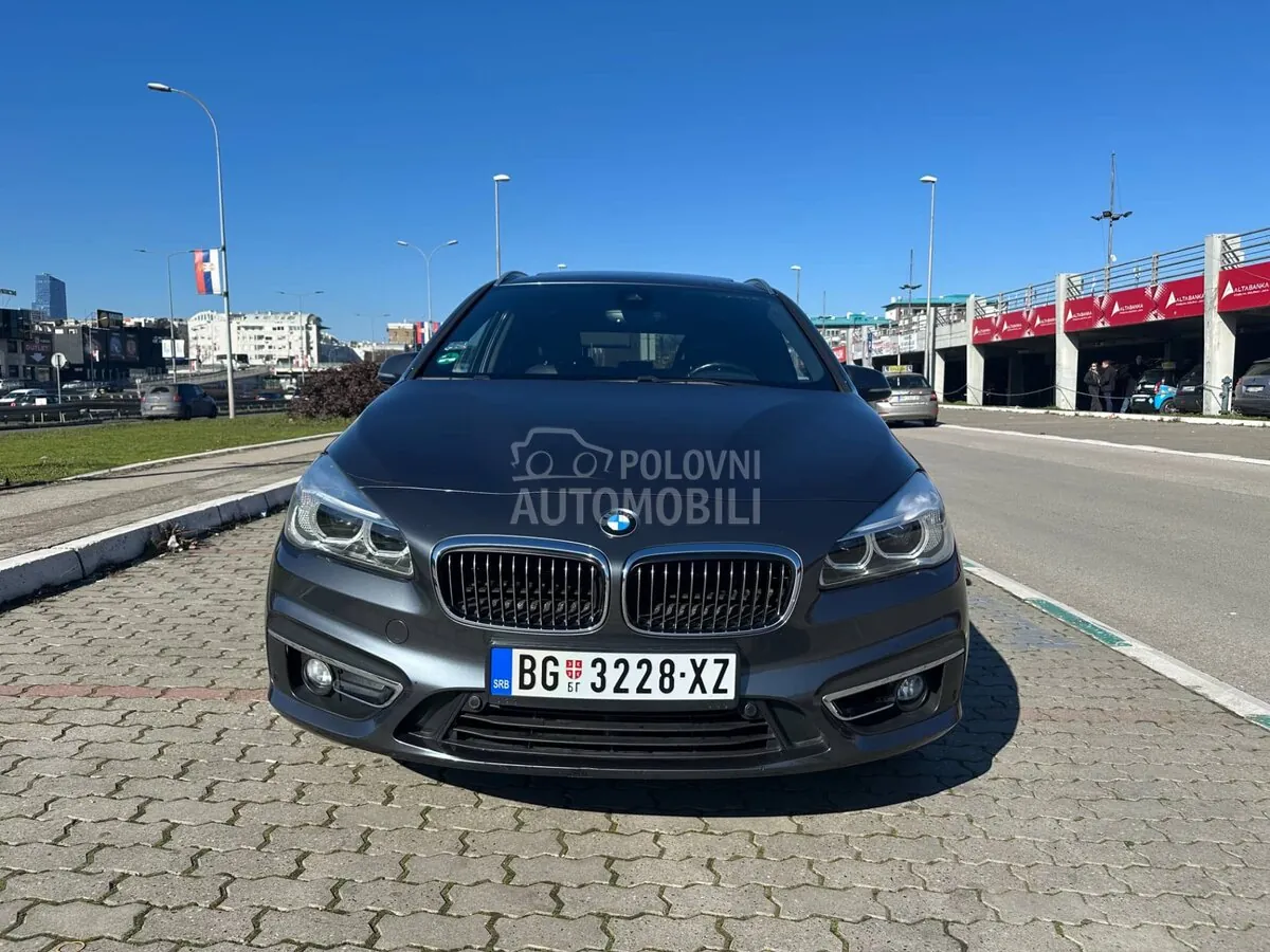 BMW 218I 2016 photo 2