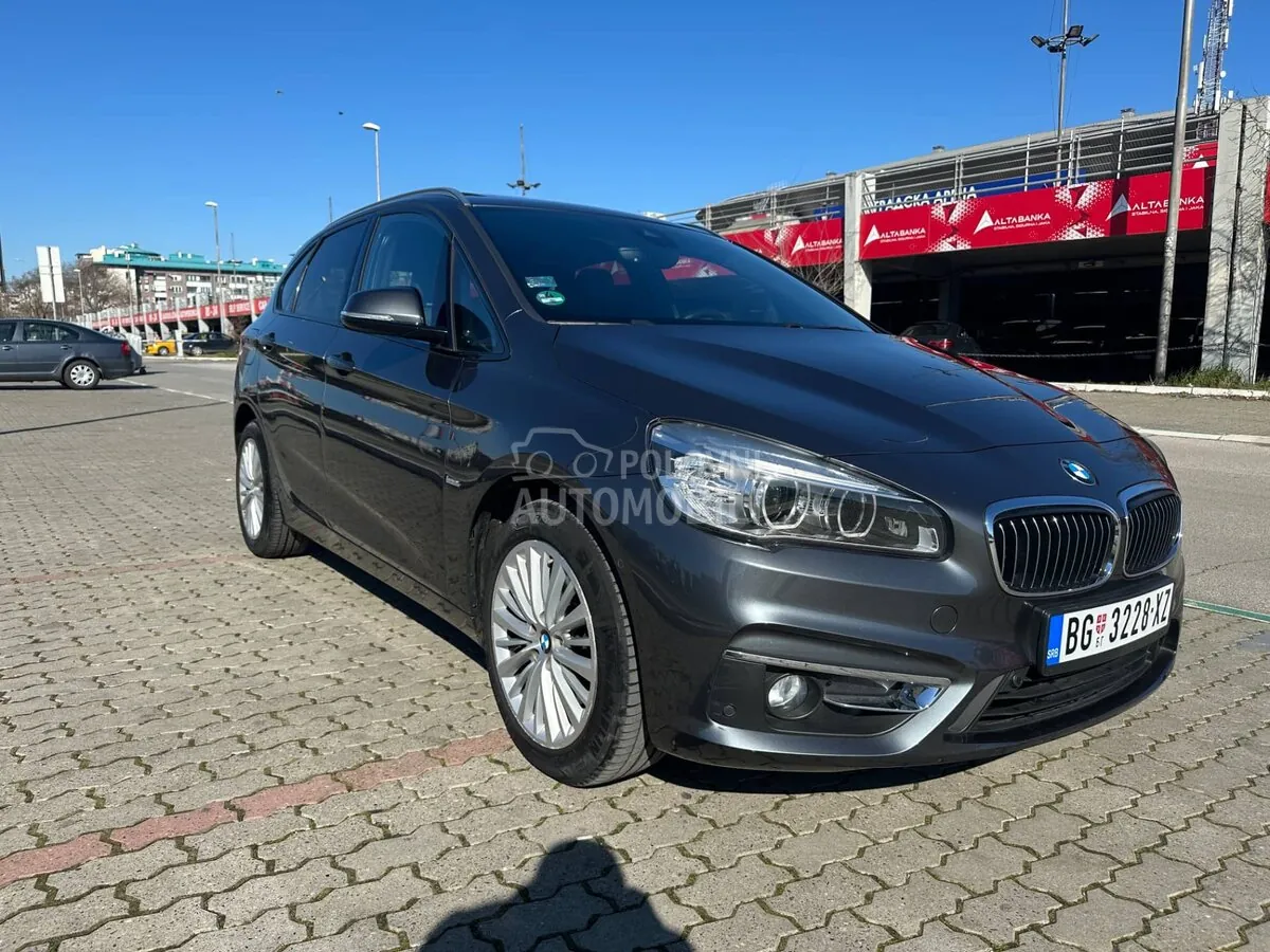 BMW 218I
