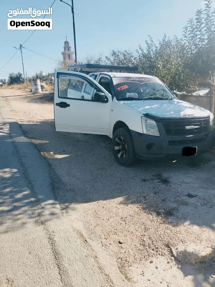 Isuzu D-Max 2011 photo 5