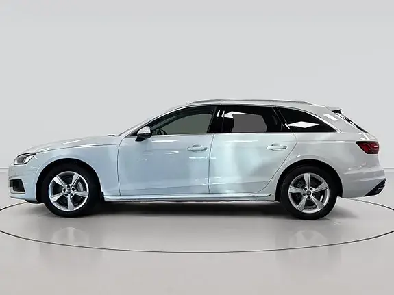 Audi A4 2020 photo 2