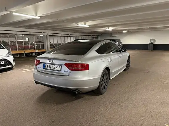 Audi A5 2010 photo 2