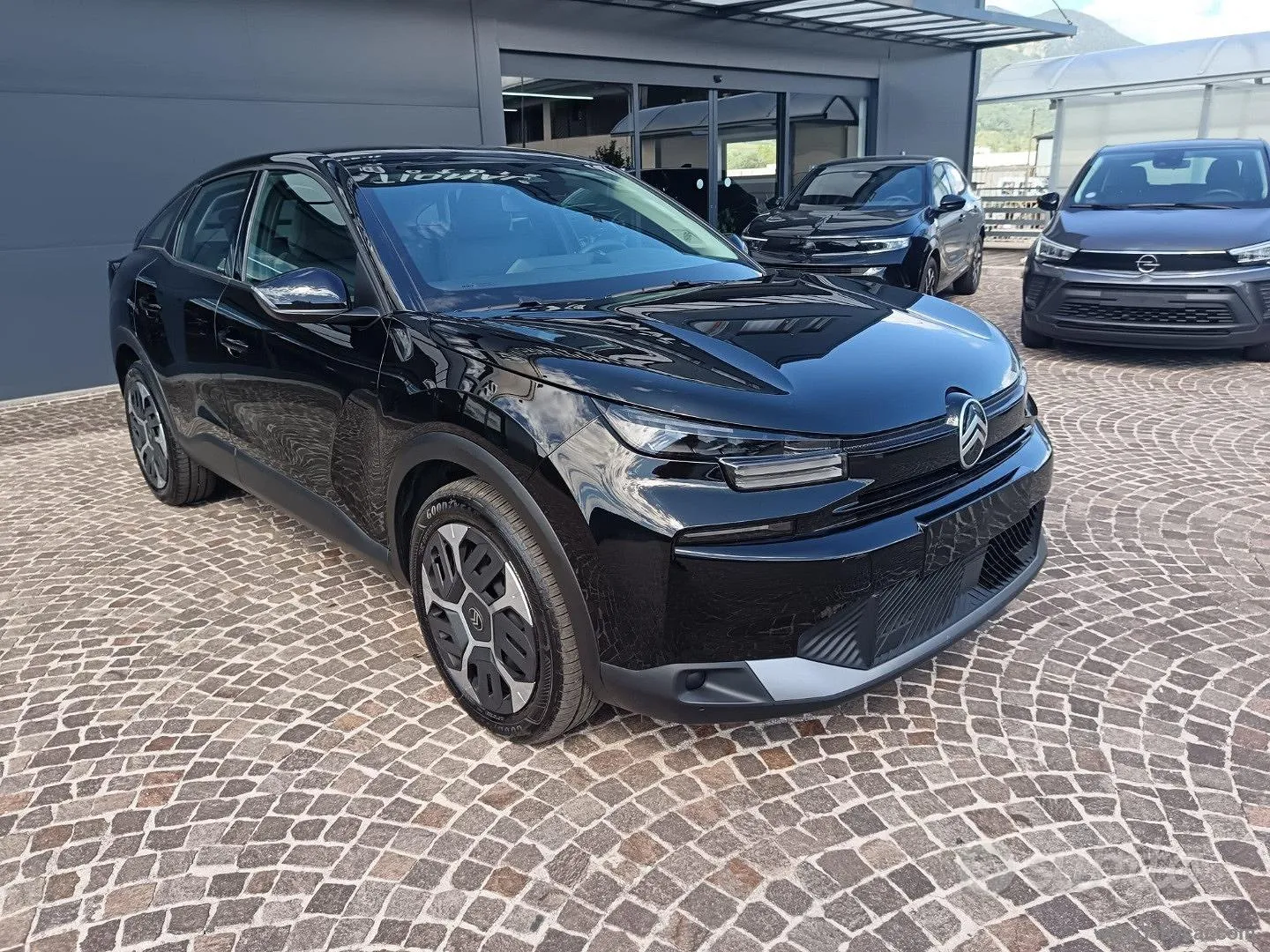 Citroen C4 2025 photo 3