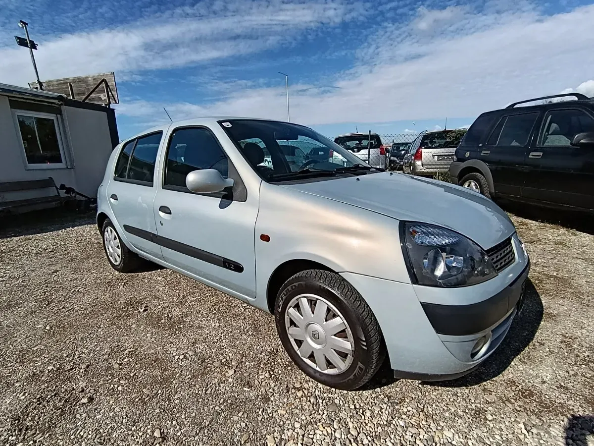 Renault Clio 2001 photo 3