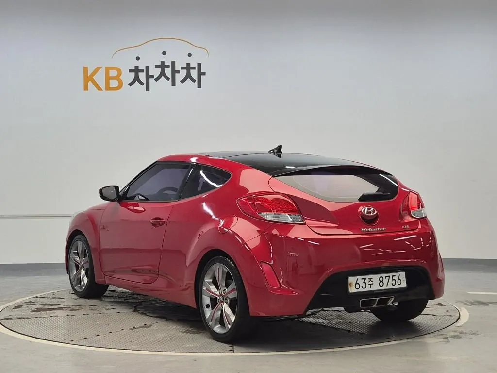 Hyundai Veloster 2012 photo 2