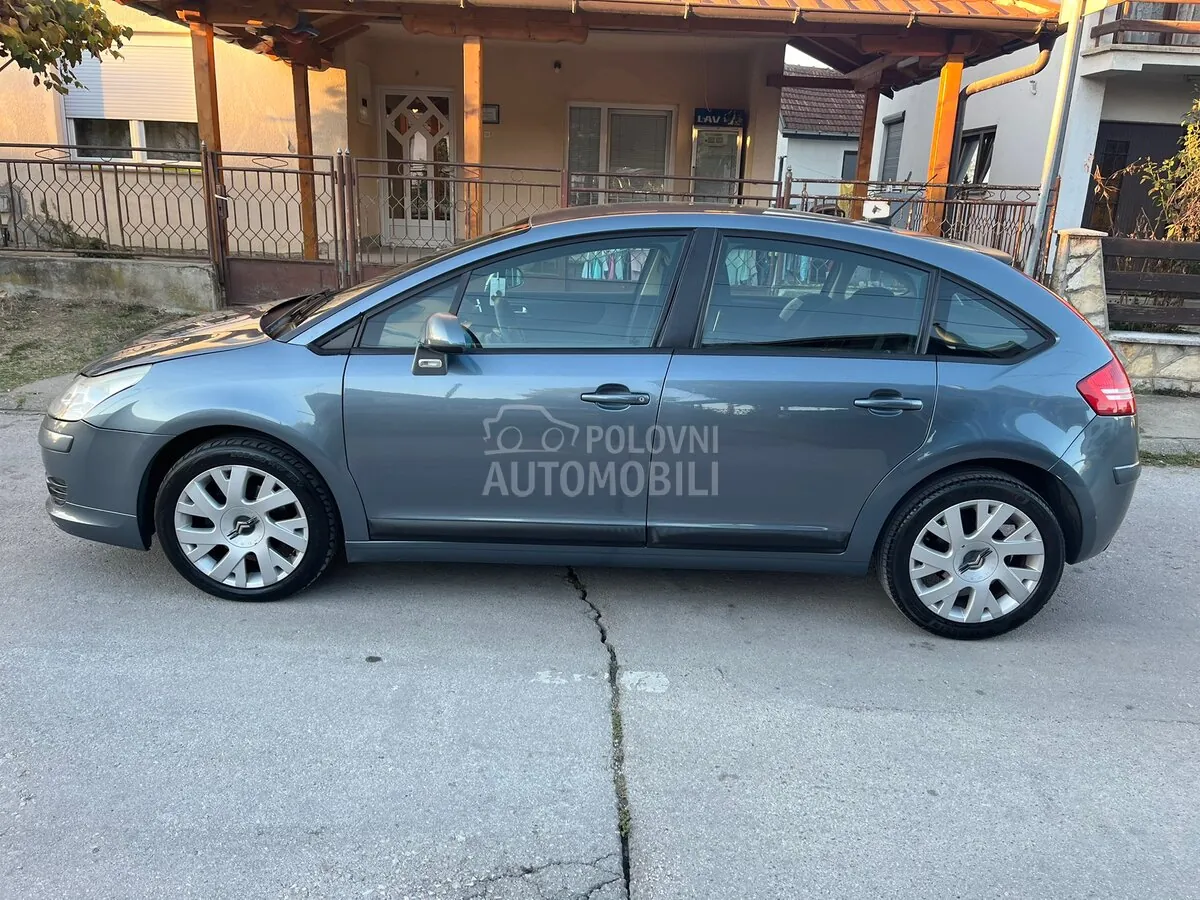 Citroen C4 2005 photo 4