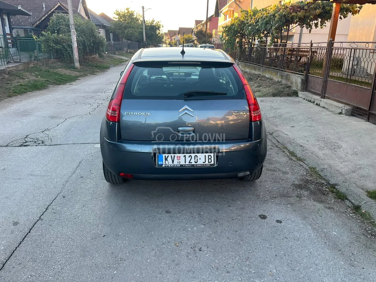 Citroen C4 2005 photo 3