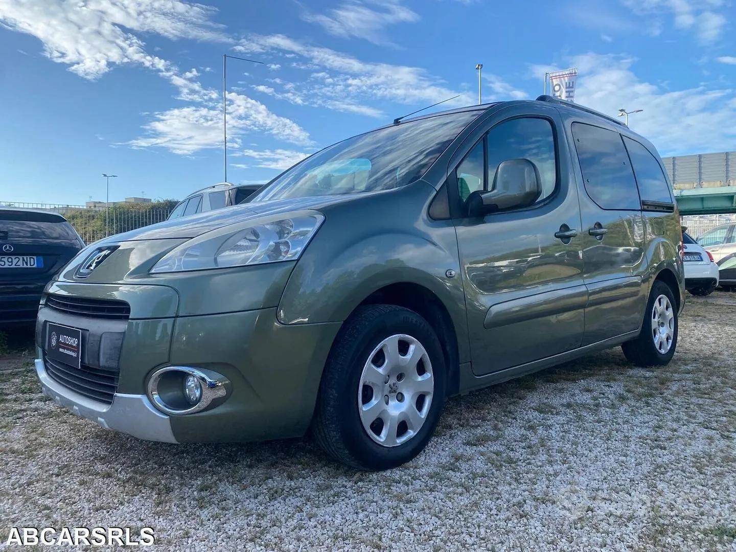 Peugeot Partner 2011 photo 3