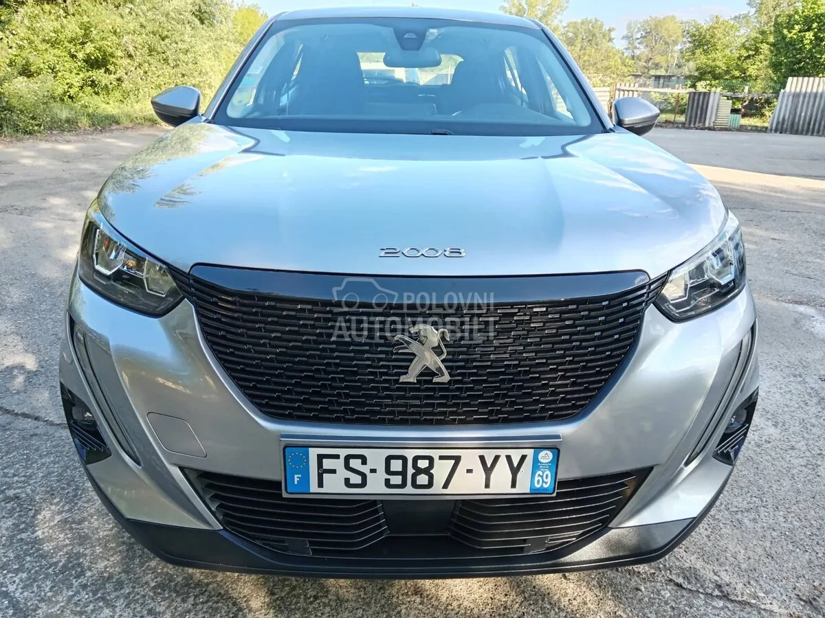 Peugeot 2008 2020 photo 3