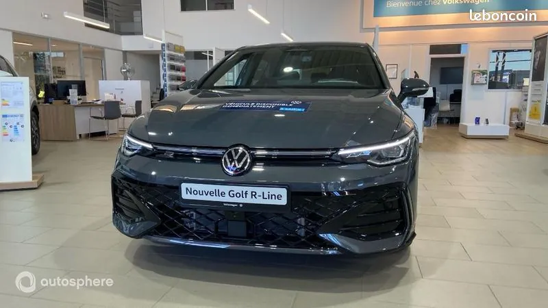 Volkswagen Golf 2026 photo 2