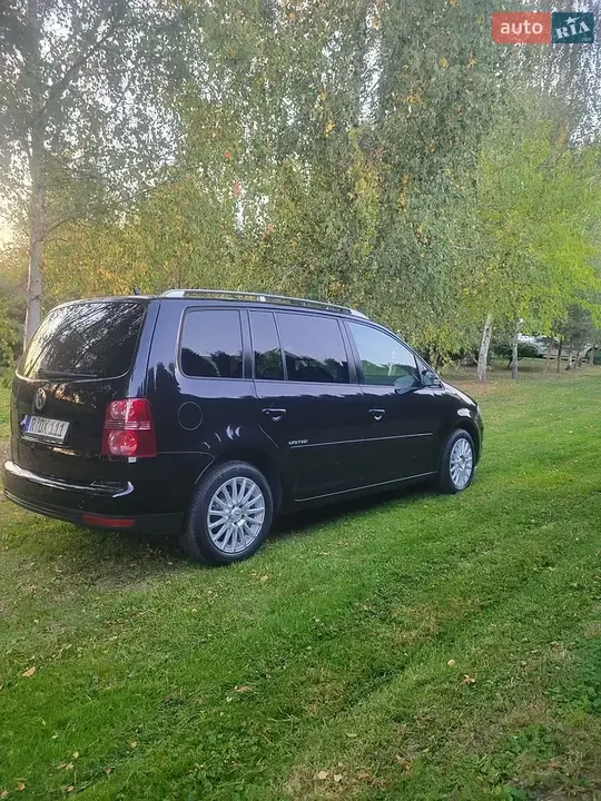 Volkswagen Touran 2008 photo 5