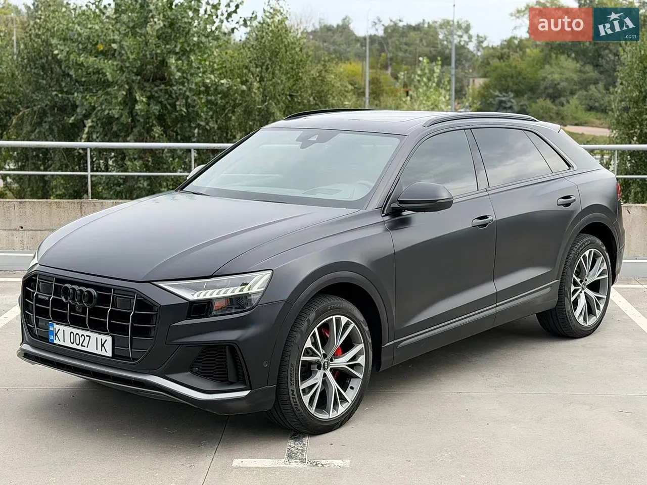 Audi Q8 2021 photo 2