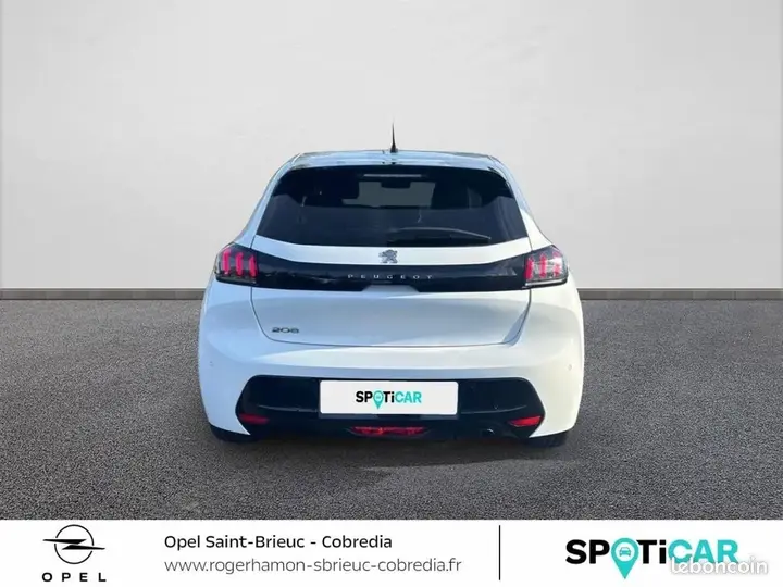 Peugeot 208 2020 photo 5