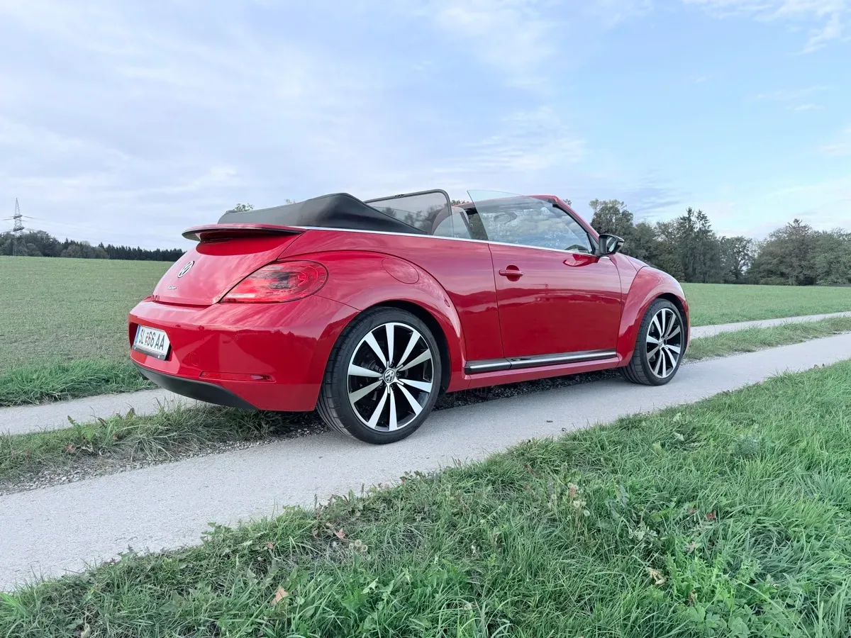 Volkswagen Beetle 2016 photo 3