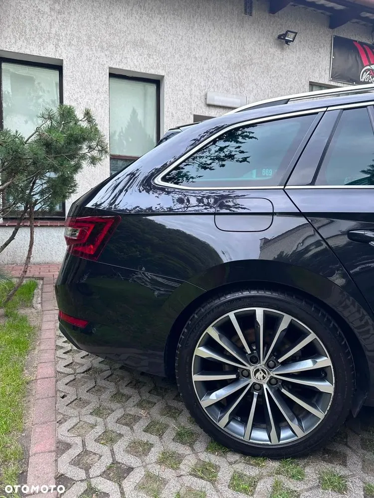 Skoda Superb 2018 photo 4