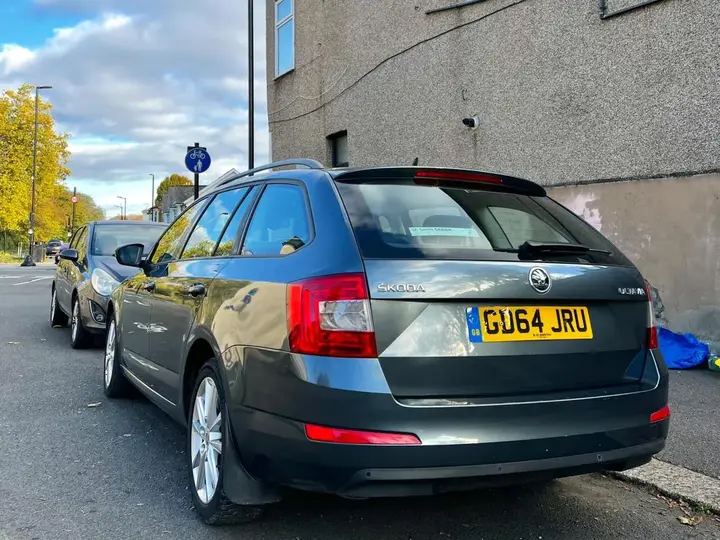 Skoda Octavia 2015 photo 4