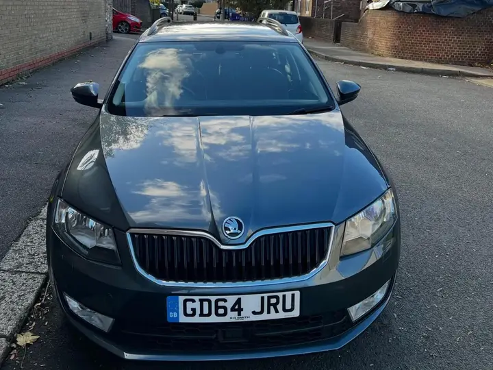 Skoda Octavia 2015 photo 2