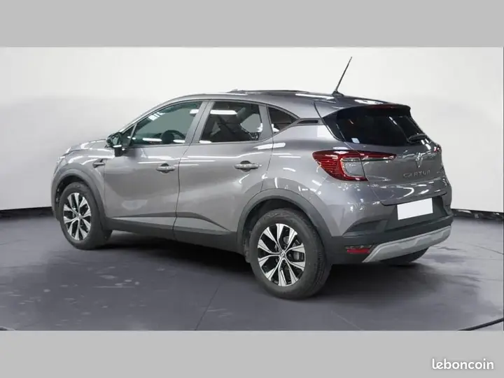 Renault Captur 2024 photo 3