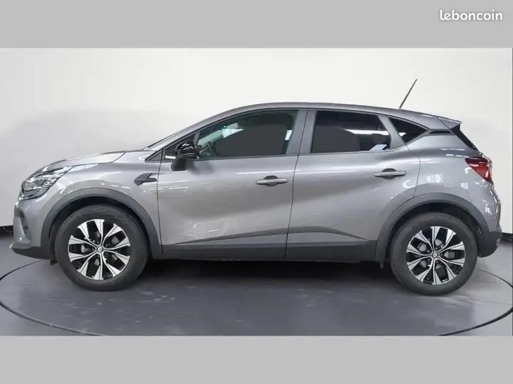 Renault Captur 2024 photo 2