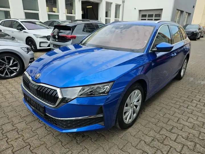 Skoda Octavia 2024 photo 3