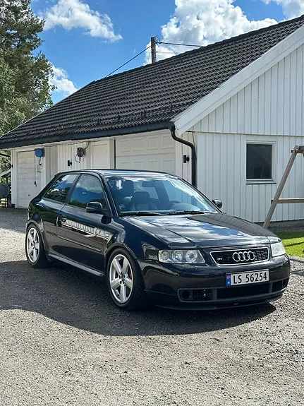 Audi S3 1999 photo 4