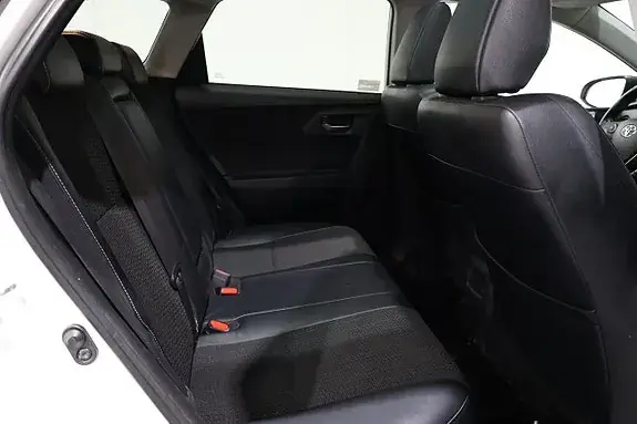 Toyota Auris 2014 photo 5