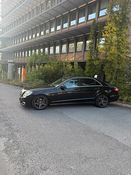 Mercedes-Benz E220 D 2009 photo 5