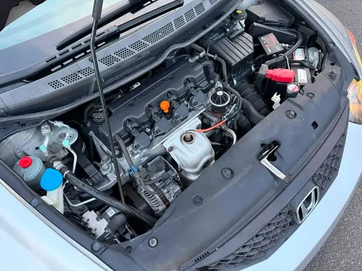 Honda Civic 2010 photo 3