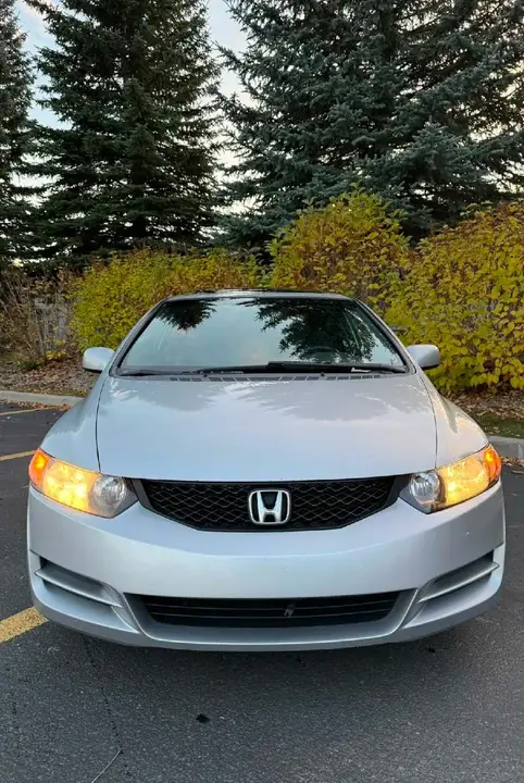Honda Civic 2010 photo 2